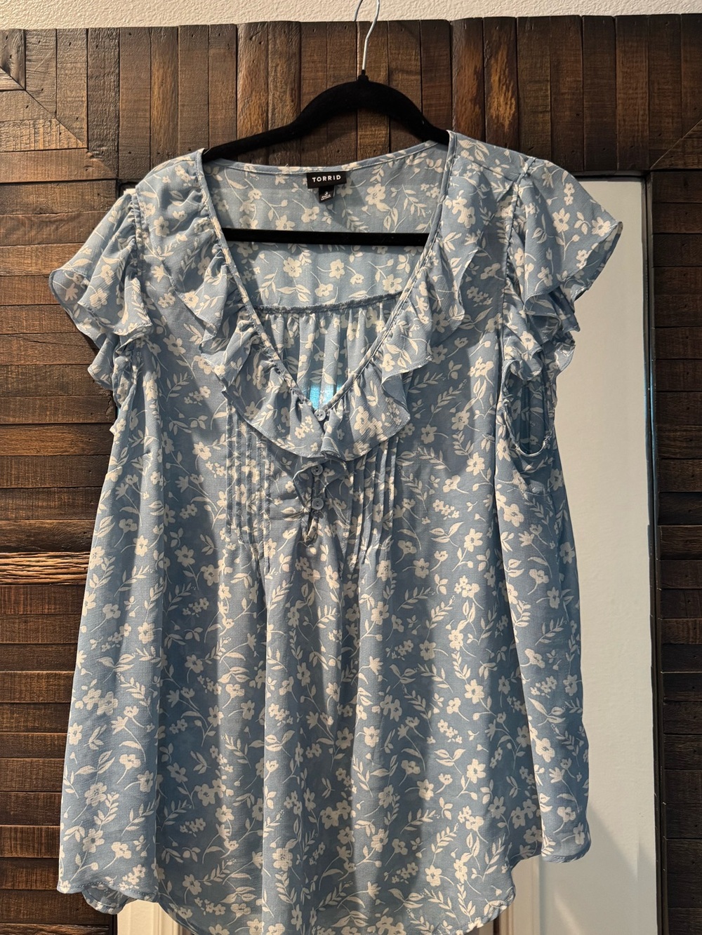 torrid Light Blue Floral Ruffle V-Neck Blouse